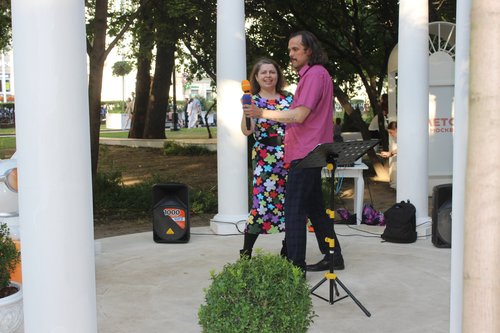 Концерты на уличных площадках