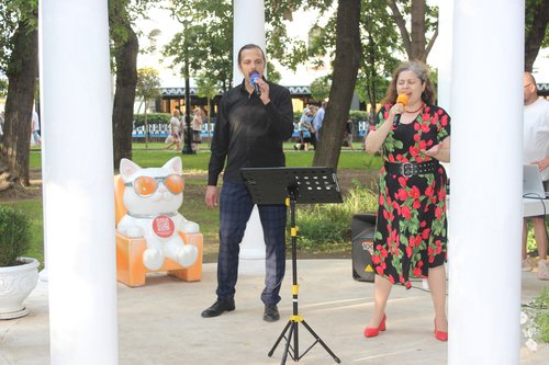 Концерты на уличных площадках